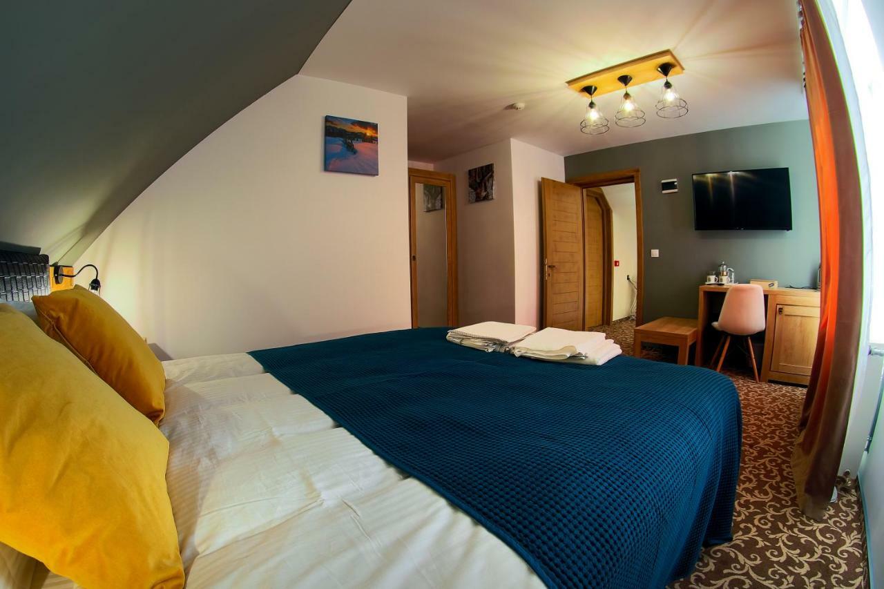 Residence Rooms Bucovina Câmpulung Moldovenesc エクステリア 写真