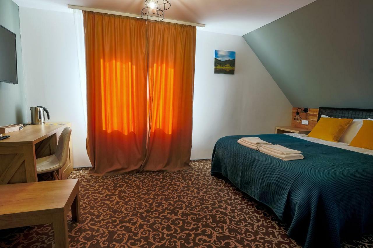 Residence Rooms Bucovina Câmpulung Moldovenesc エクステリア 写真